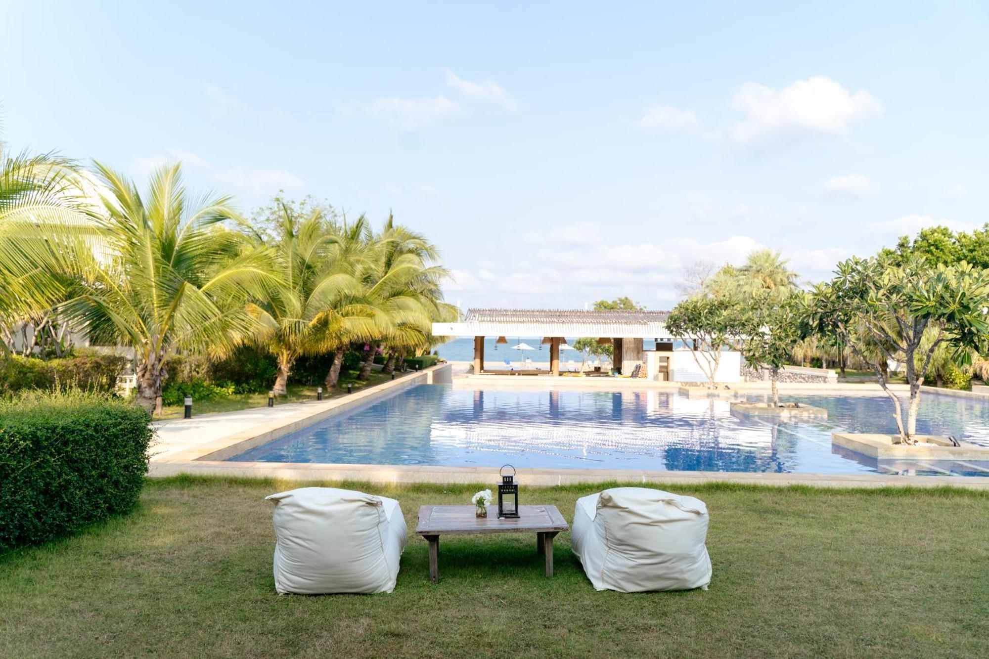 สิรารัญ รีสอร์ท บ้านกรูด